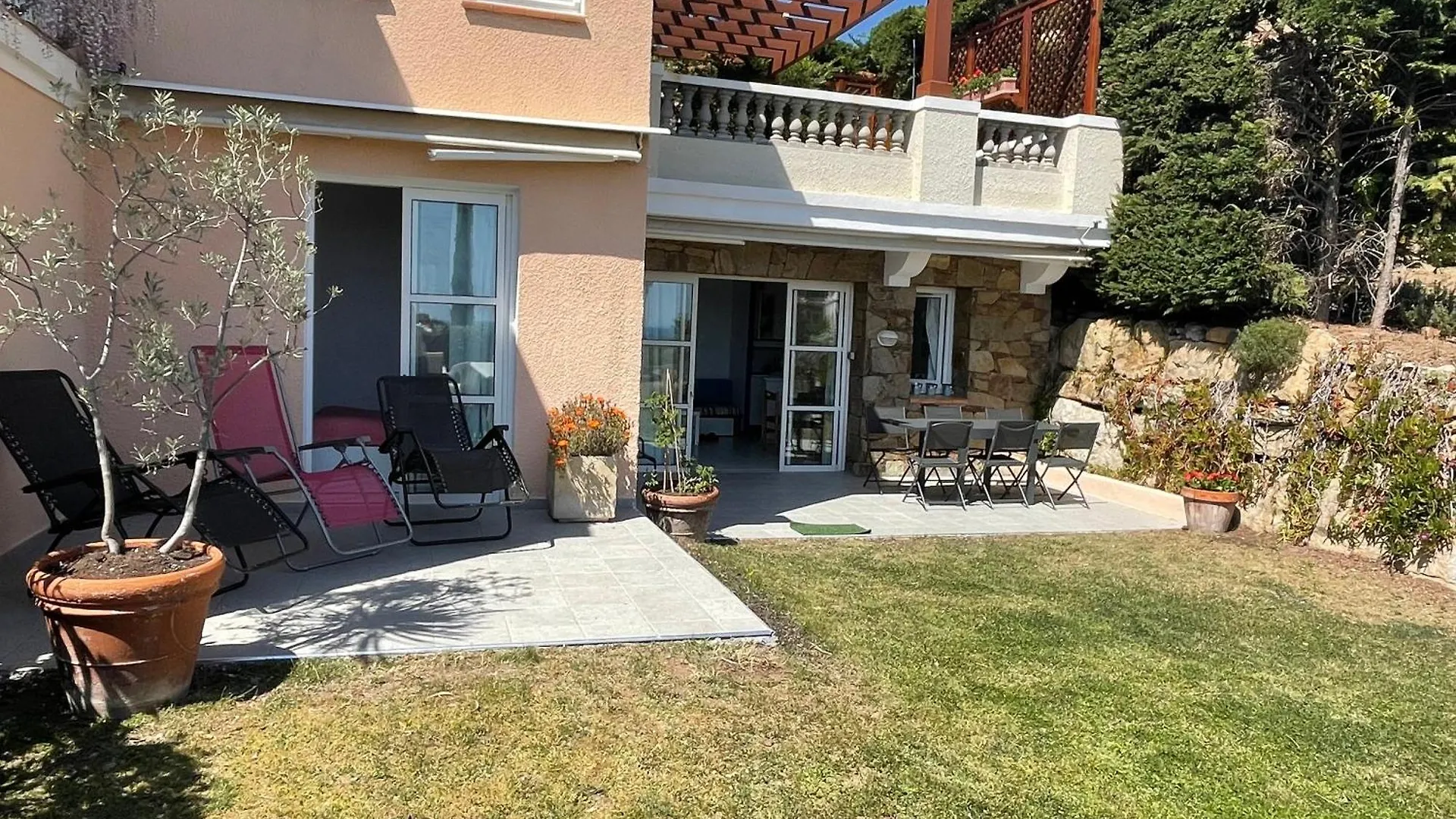 Esterel Home Saint-Raphael  France